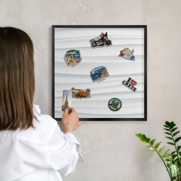 Tableau magnétique encadré de couleur noire Vagues blanches