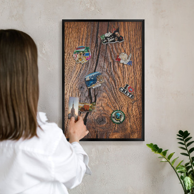 Tableau magnétique encadré de couleur noire Texture du bois