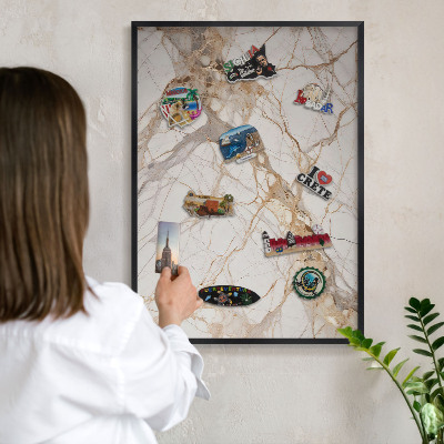 Tableau magnétique encadré de couleur noire Élégance du marbre