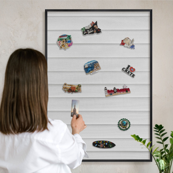 Tableau magnétique encadré de couleur noire Rayures minimalistes