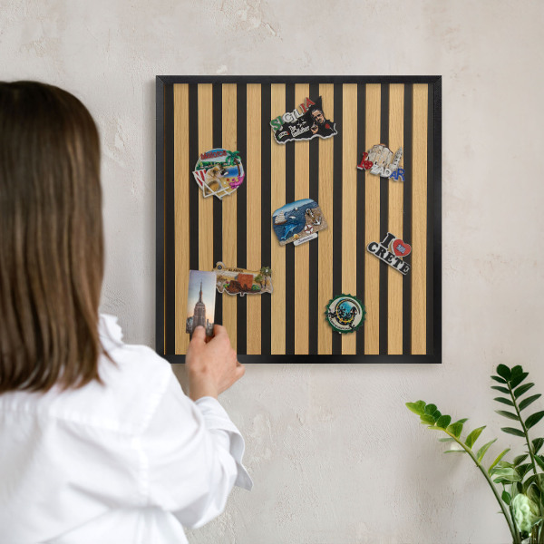Panneau pour aimants souvenirs cadre noir Rythmes en bois