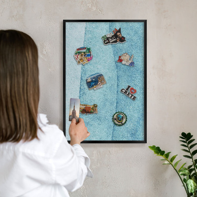 Tableau magnétique encadré de couleur noire Vagues bleues