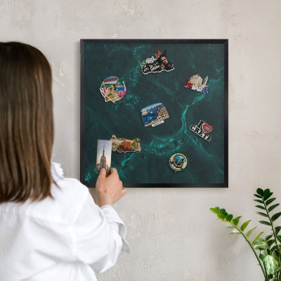 Tableau magnétique encadré de couleur noire Profondeur verte
