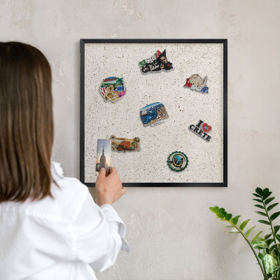 Tableau magnétique encadré de couleur noire Fond délicat