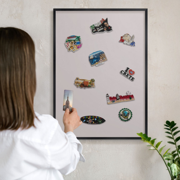 Tableau magnétique encadré de couleur noire Gris cendré