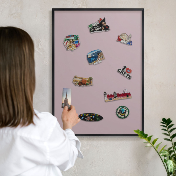 Tableau magnétique encadré de couleur noire Lilas pastel