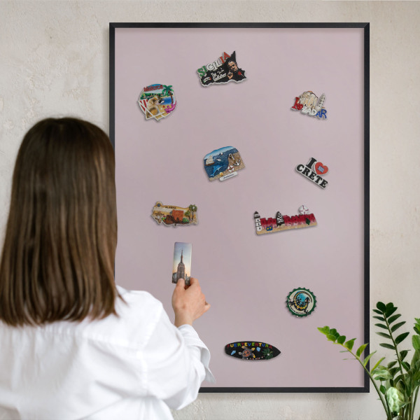 Tableau magnétique encadré de couleur noire Lilas pastel