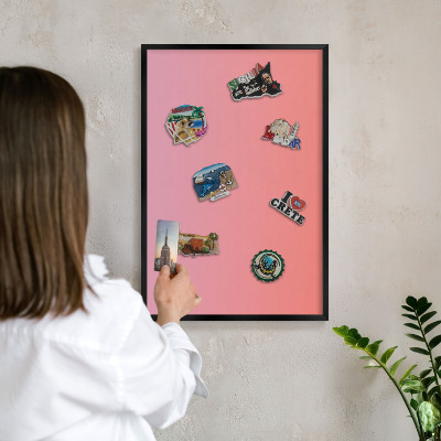 Panneau pour aimants souvenirs cadre noir Rose orange