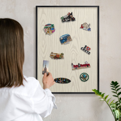 Tableau magnétique encadré de couleur noire Anneaux en bois