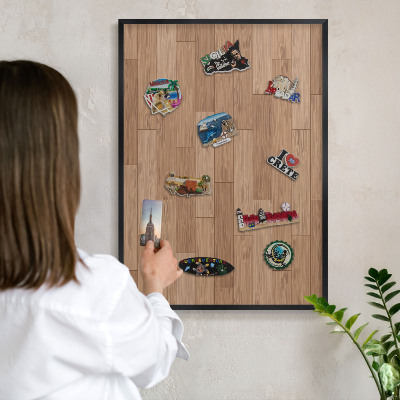 Panneau pour aimants souvenirs cadre noir Motif en bois