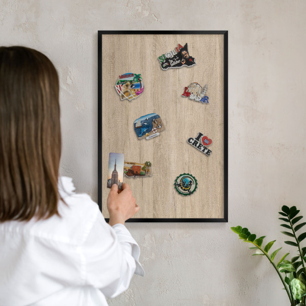 Tableau magnétique encadré de couleur noire Fond en bois