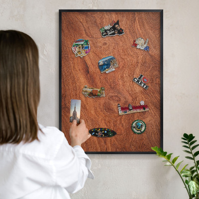 Tableau magnétique encadré de couleur noire Grain de bois