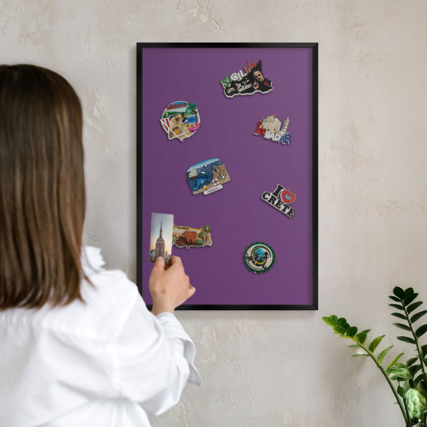 Tableau magnétique encadré de couleur noire Violet intense