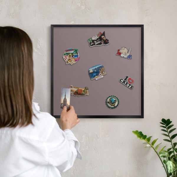 Tableau magnétique encadré de couleur noire Brun cendré