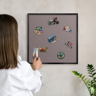 Tableau magnétique encadré de couleur noire Brun cendré