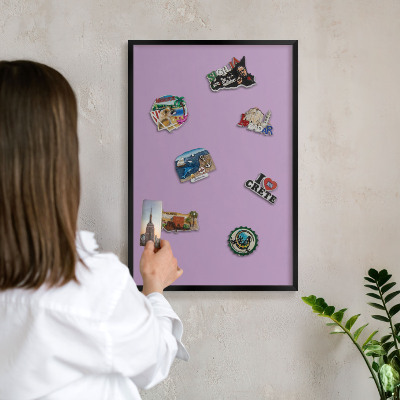 Tableau magnétique encadré de couleur noire Violet clair
