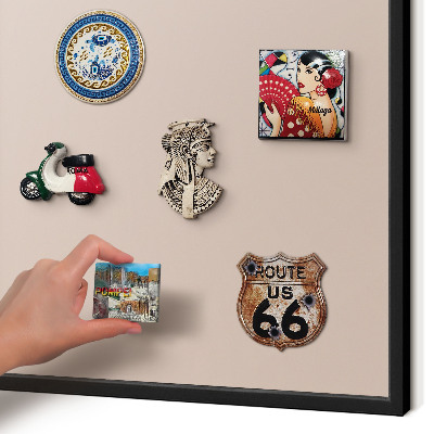 Tableau magnétique encadré de couleur noire Rose beige