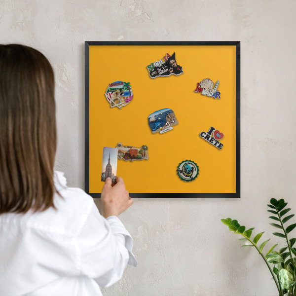Tableau magnétique encadré de couleur noire Orange vif