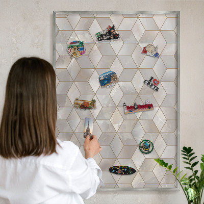 Tableau magnétique décoratif avec cadre argenté Fond cubique