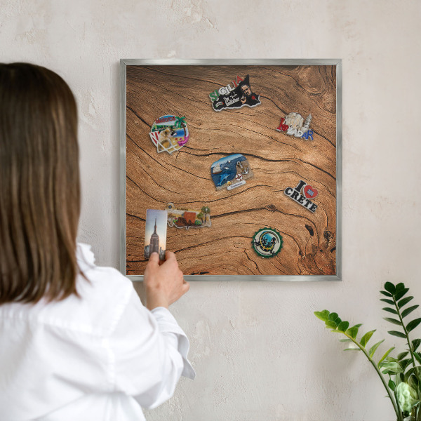 Tableau pour collection d'aimants cadre argenté Grain de bois