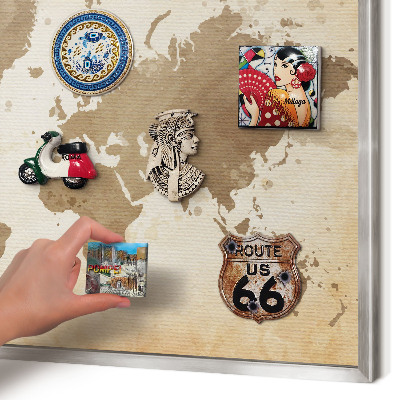 Tableau magnétique décoratif avec cadre argenté Carte du monde