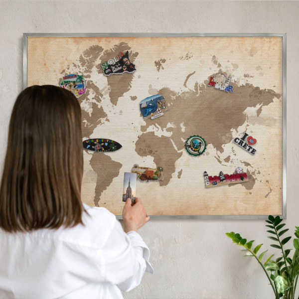 Tableau magnétique décoratif avec cadre argenté Carte du monde