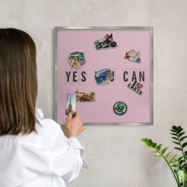 Tableau magnétique décoratif avec cadre argenté De la motivation au quotidien