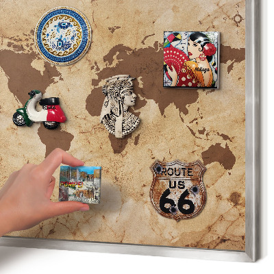 Tableau magnétique décoratif avec cadre argenté Carte du monde