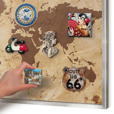 Tableau magnétique décoratif avec cadre argenté Carte du monde