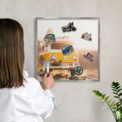 Tableau magnétique décoratif avec cadre argenté Voyage rétro