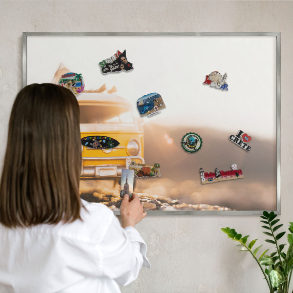 Tableau magnétique décoratif avec cadre argenté Voyage rétro