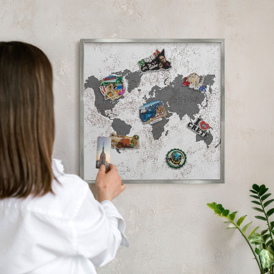 Tableau magnétique décoratif avec cadre argenté Carte du monde