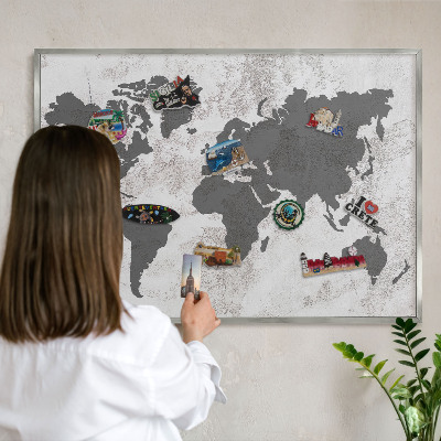 Tableau magnétique décoratif avec cadre argenté Carte du monde