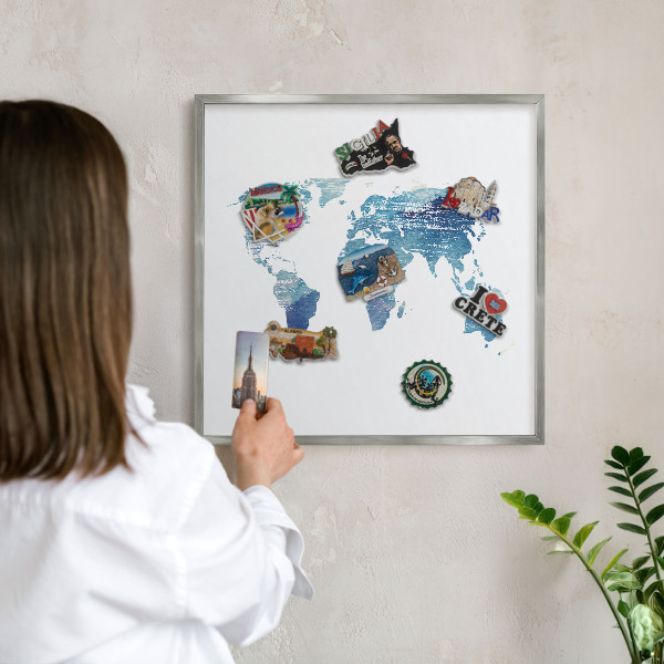 Tableau magnétique décoratif avec cadre argenté Carte à l'aquarelle