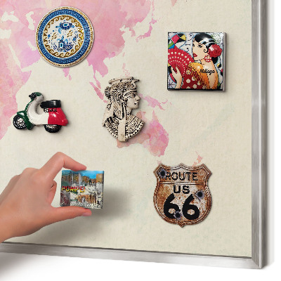 Tableau magnétique décoratif avec cadre argenté Carte du monde