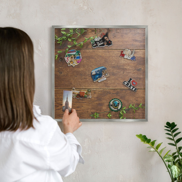 Tableau pour collection d'aimants cadre argenté Nature du bois