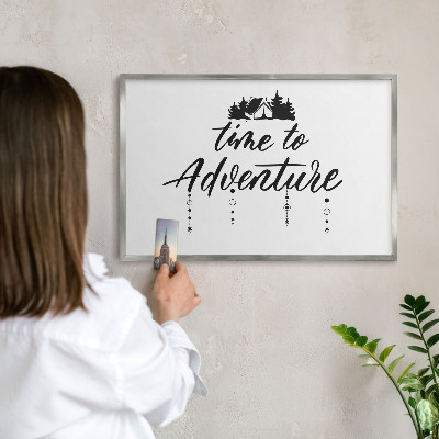 Tableau magnétique décoratif avec cadre argenté L'aventure vous attend