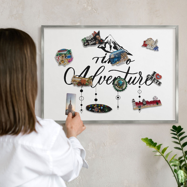 Tableau magnétique décoratif avec cadre argenté Aventure en montagne