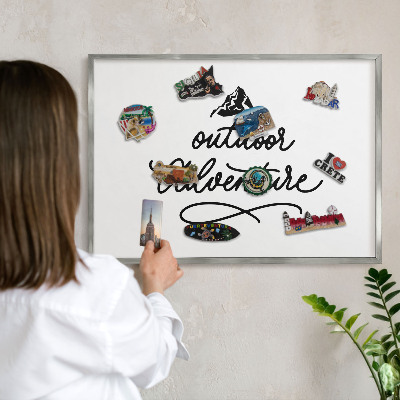 Tableau magnétique décoratif avec cadre argenté Aventure en montagne