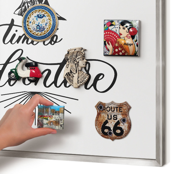 Tableau magnétique décoratif avec cadre argenté Le voyage de découverte