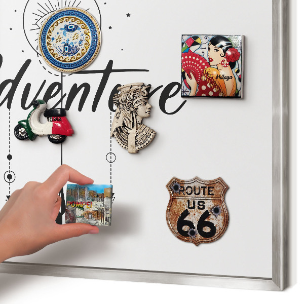 Tableau magnétique décoratif avec cadre argenté Thème aventure
