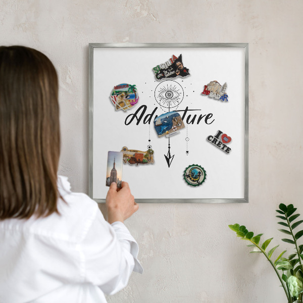 Tableau magnétique décoratif avec cadre argenté Thème aventure
