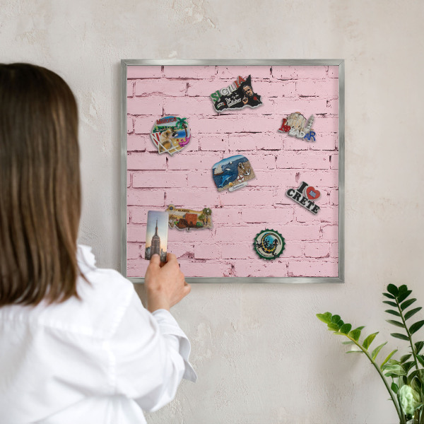 Tableau pour collection d'aimants cadre argenté Brique rose