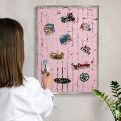 Tableau pour collection d'aimants cadre argenté Brique rose