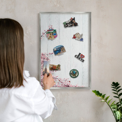 Tableau magnétique décoratif avec cadre argenté Élégance épanouie