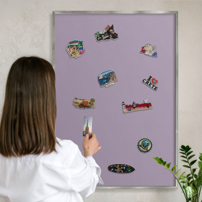 Tableau magnétique décoratif avec cadre argenté Lilas violet