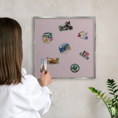 Tableau pour collection d'aimants cadre argenté Lilas pastel