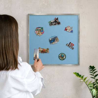 Tableau pour collection d'aimants cadre argenté Couleur bleue