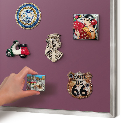 Tableau magnétique décoratif avec cadre argenté Couleur violette