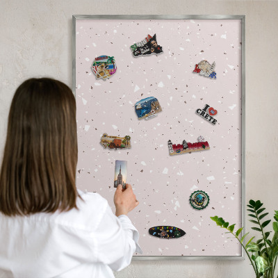 Tableau magnétique décoratif avec cadre argenté Terrazzo moderne